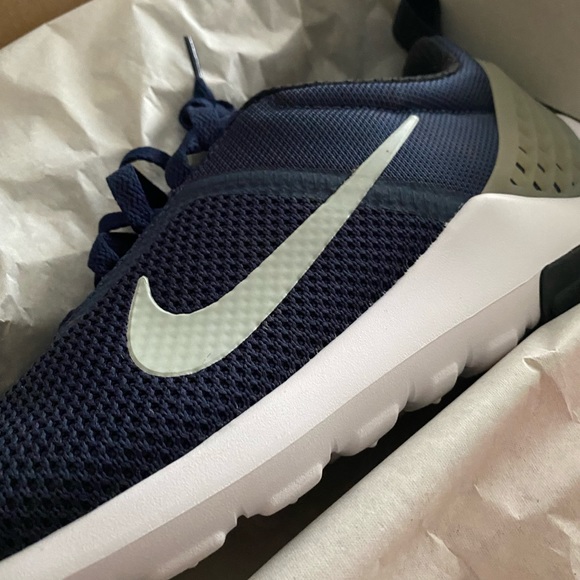 Nike Lunarestoa 2 - Picture 2 of 4